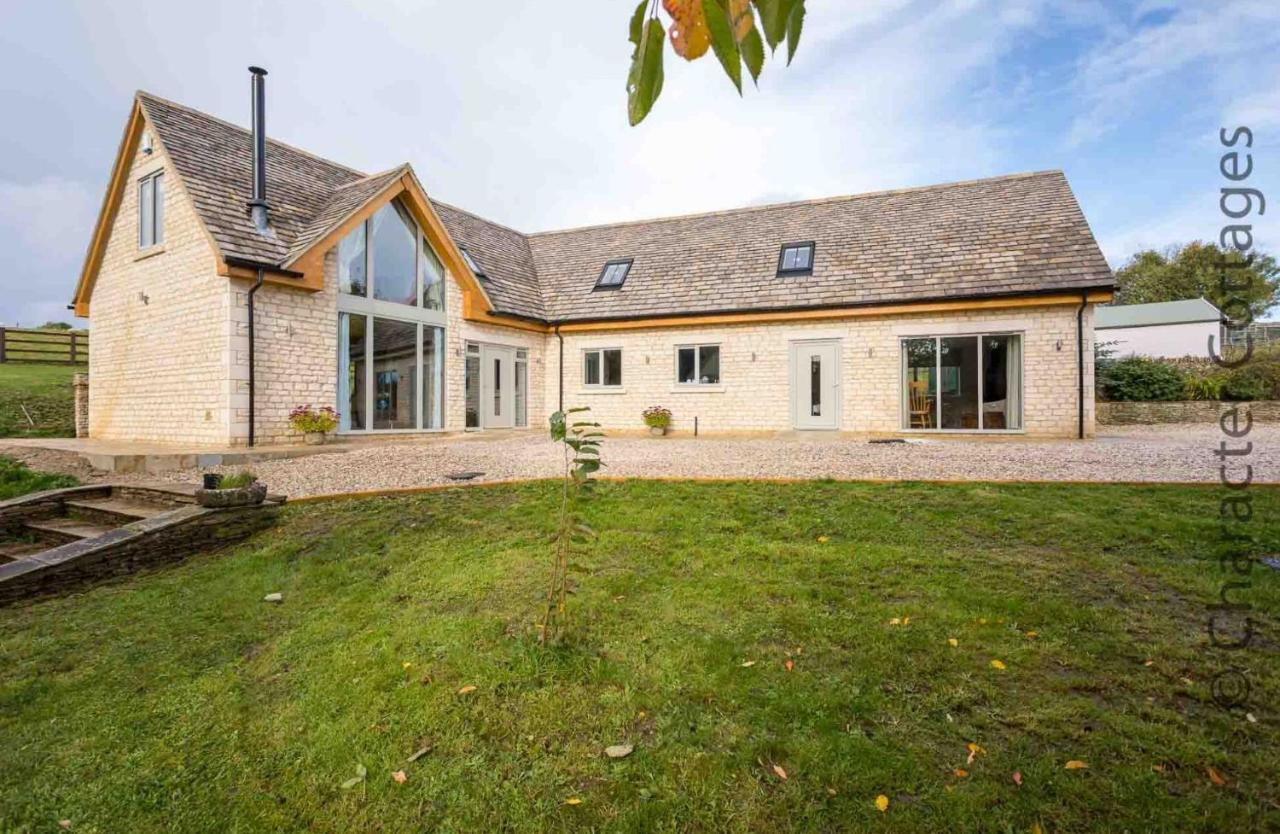 Вилла Flynn'S Barn Aylworth Экстерьер фото